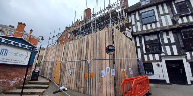 Scaffolding roof to be be erected over Perches House, Shrewsbury