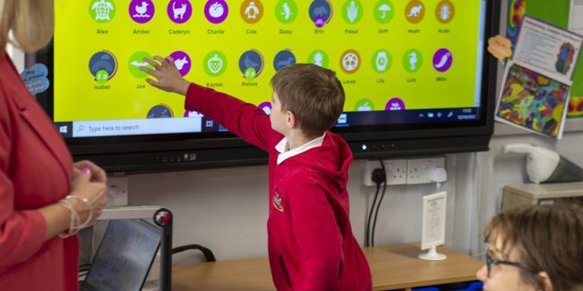 Free travel tracker on offer to Shropshire primary schools